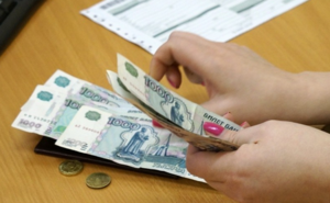 Учителя Хакасии отсудили себе зарплату в 11 тысяч рублей